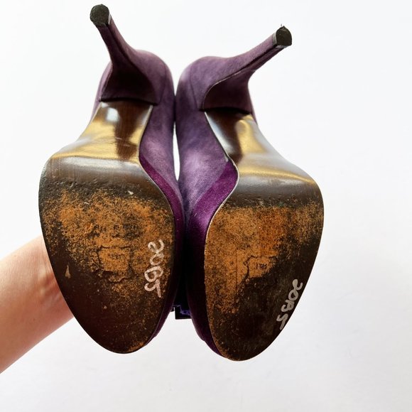 Stuart Weitzman Purple Suede Peep Toe Folded Bow Stiletto Pumps - Picture 8 of 16